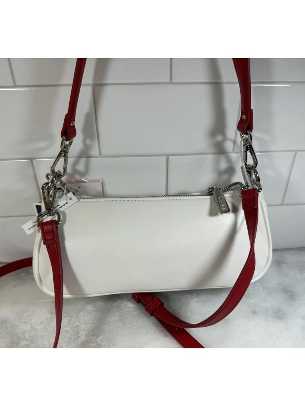 BETSEY JOHNSON Baseball Shoulder Bag Crossbody Strap with Hotdog Bag Charm - Picture 7 of 9